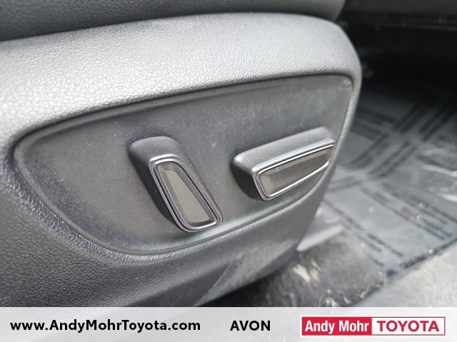 Used 2022 Toyota Highlander XLE image 38
