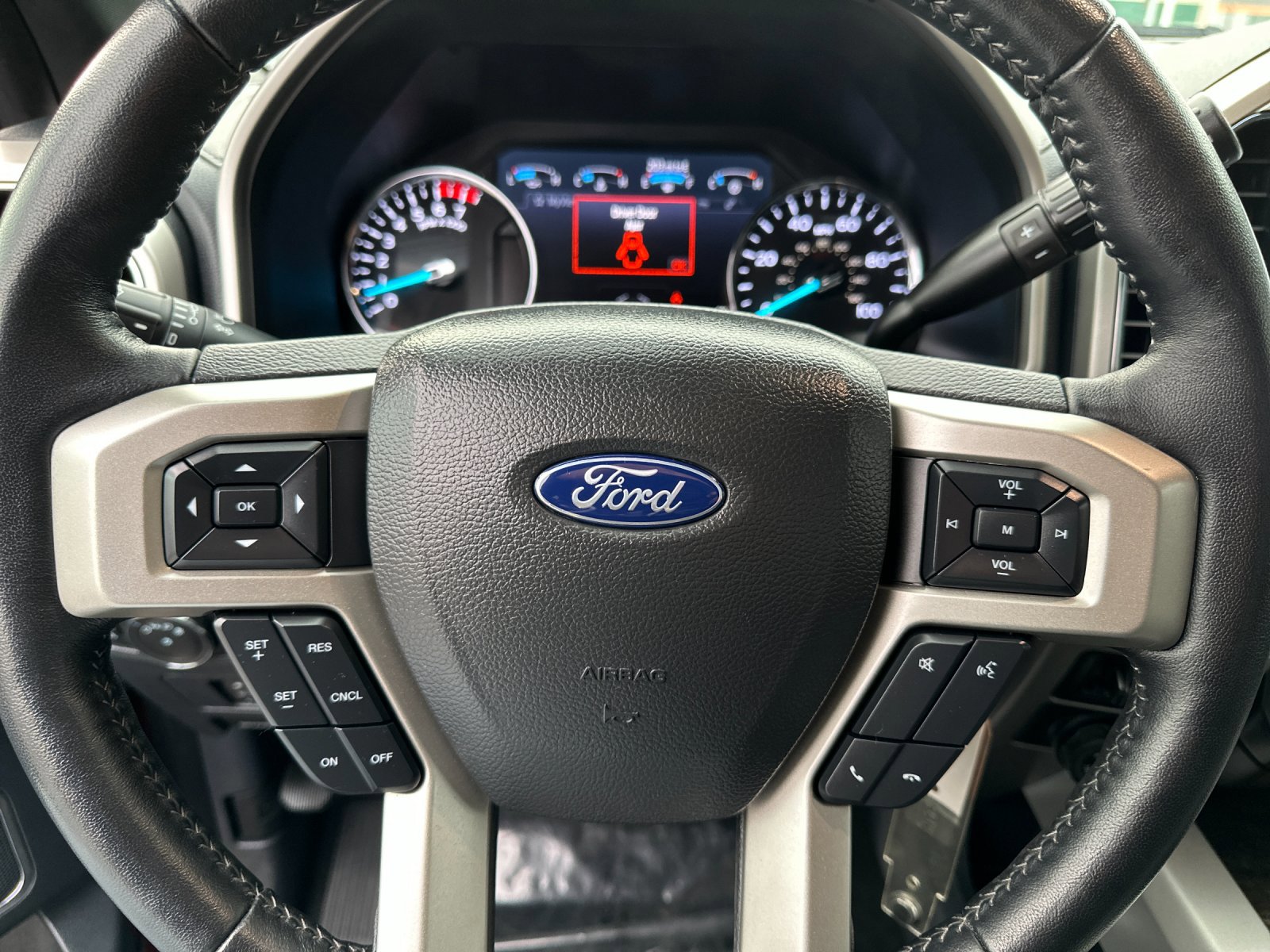 Certified 2022 Ford F250 Lariat image 22