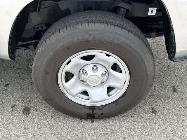 Used 2023 Toyota Tacoma SR AWD/4WD image 5