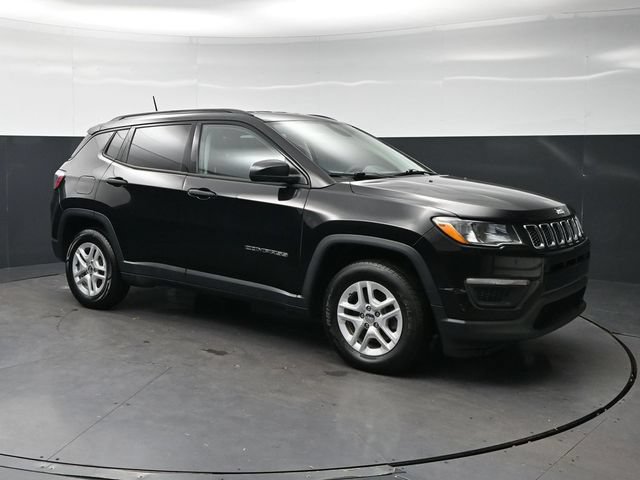Used 2018 Jeep Compass Sport FWD image 3