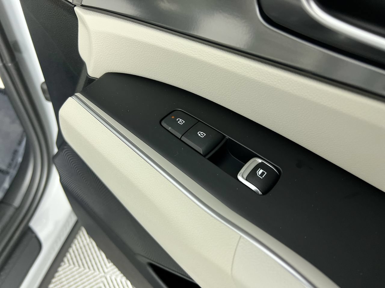 New 2026 Kia Sorento EX w/ EX Premium Package FWD image 27