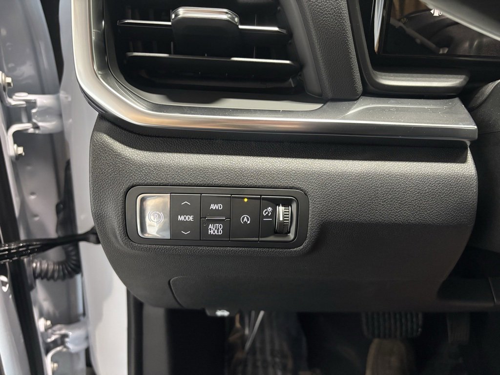 New 2026 GMC Terrain Denali w/ LPO, Floor Liner Package image 12