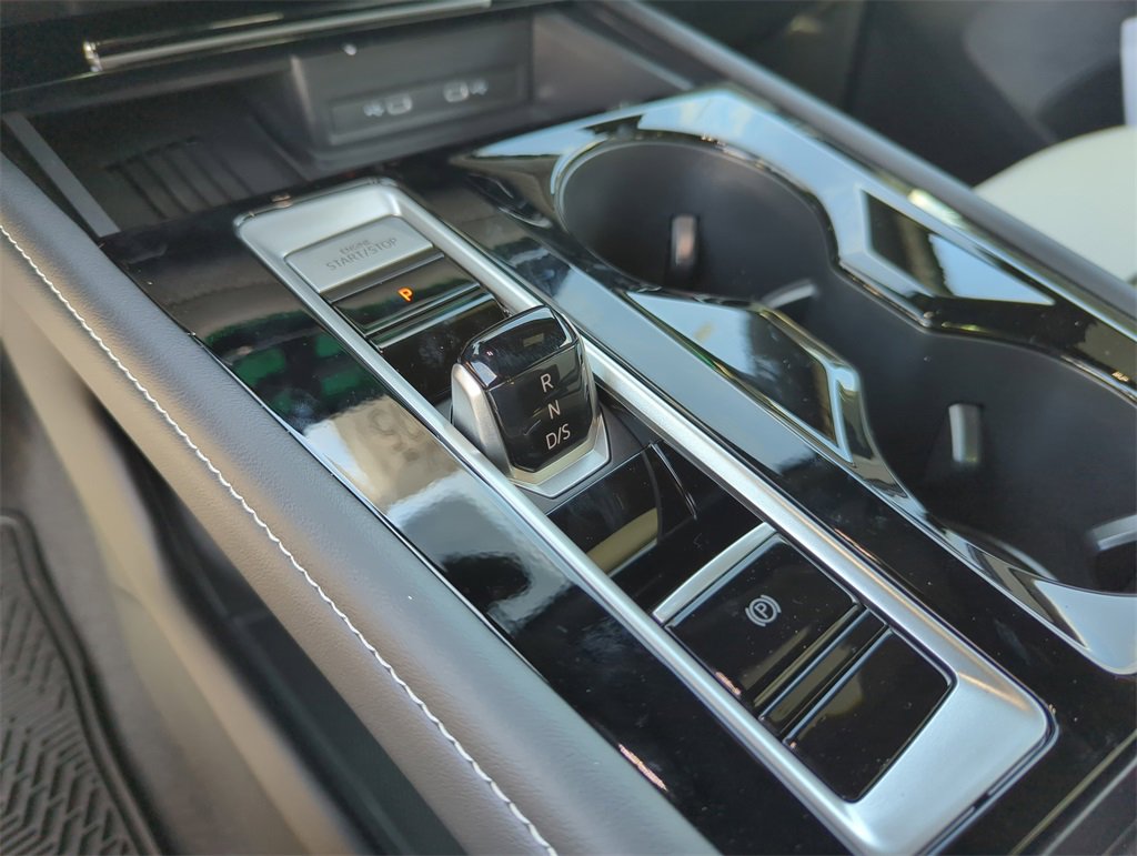 New 2026 Volkswagen Atlas Cross Sport SEL Premium R-Line image 39