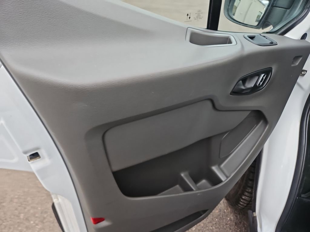 Used 2022 Ford Transit 250 148 High Roof Extended AWD w/ Load Area Protection Package image 10