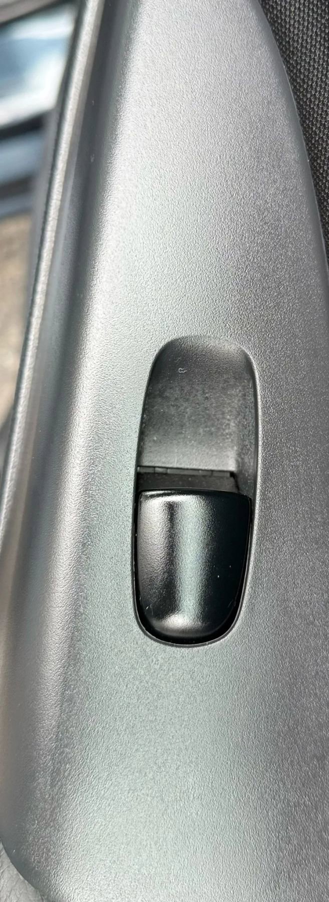 Used 2017 Nissan Sentra SV image 30