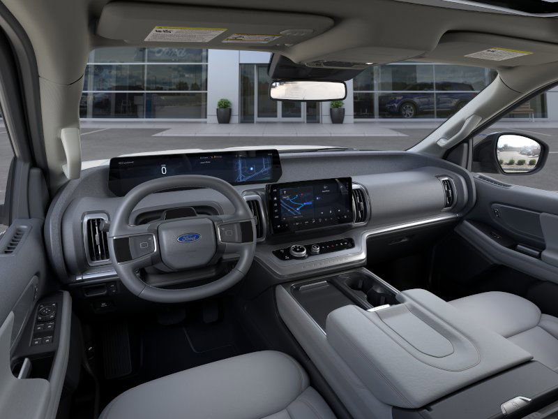 New 2025 Ford Expedition Active image 9