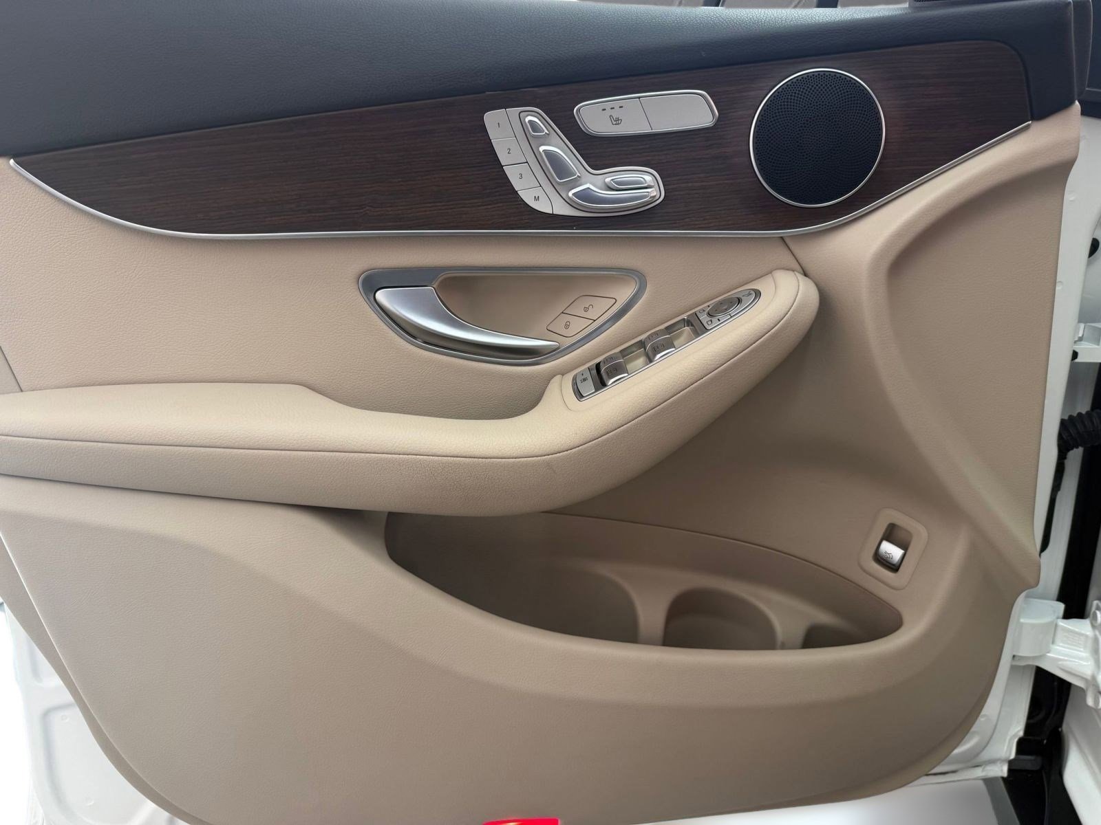 Certified 2022 Mercedes-Benz GLC 300 image 12