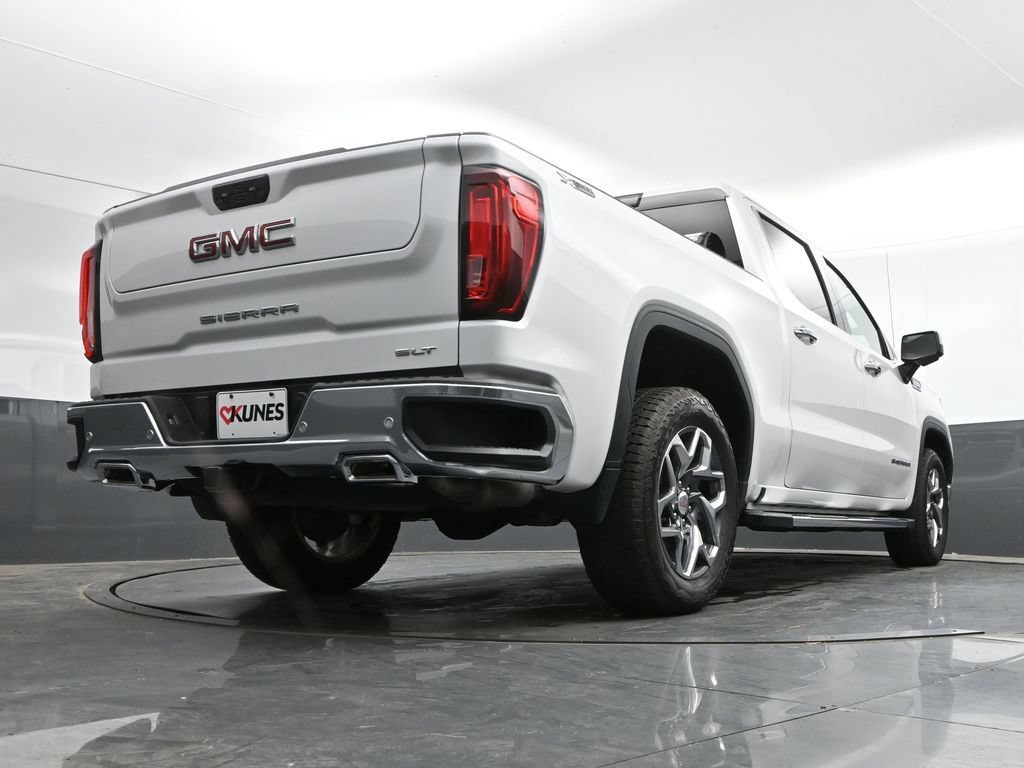 Used 2022 GMC Sierra 1500 SLT w/ SLT Premium Plus Package AWD/4WD image 39