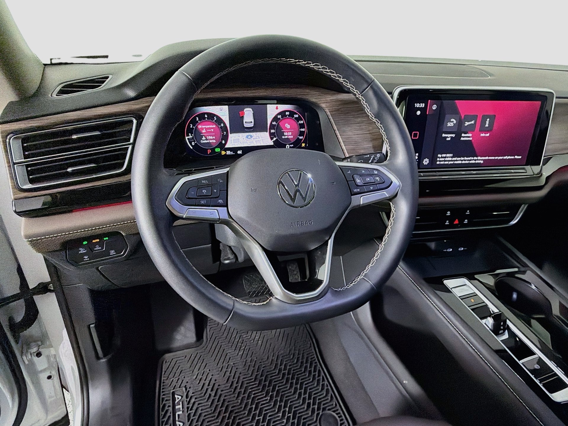 Certified 2025 Volkswagen Atlas SEL AWD/4WD image 11