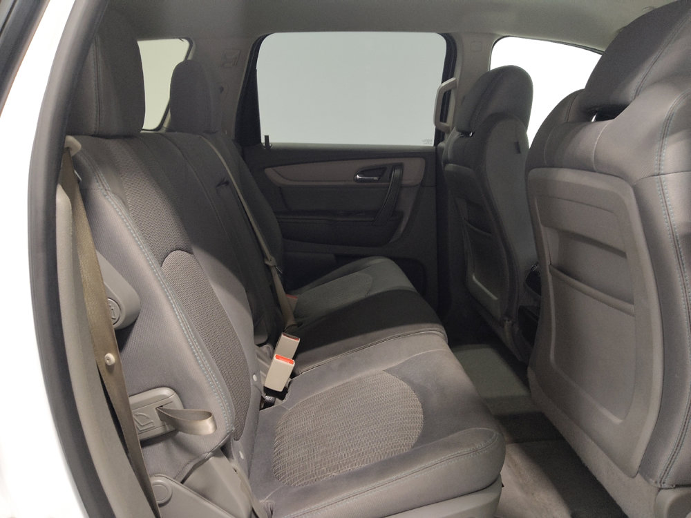 Used 2017 Chevrolet Traverse LS image 19