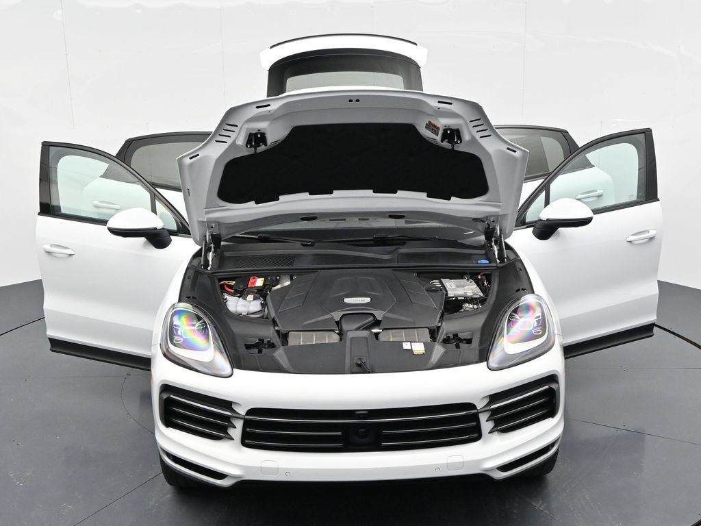 Certified 2022 Porsche Cayenne Platinum Edition AWD/4WD image 22
