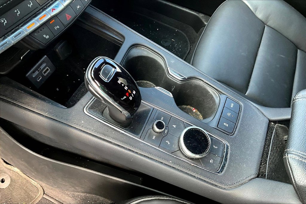 Certified 2023 Cadillac XT4 Premium Luxury w/ Cold Weather Package AWD/4WD image 17