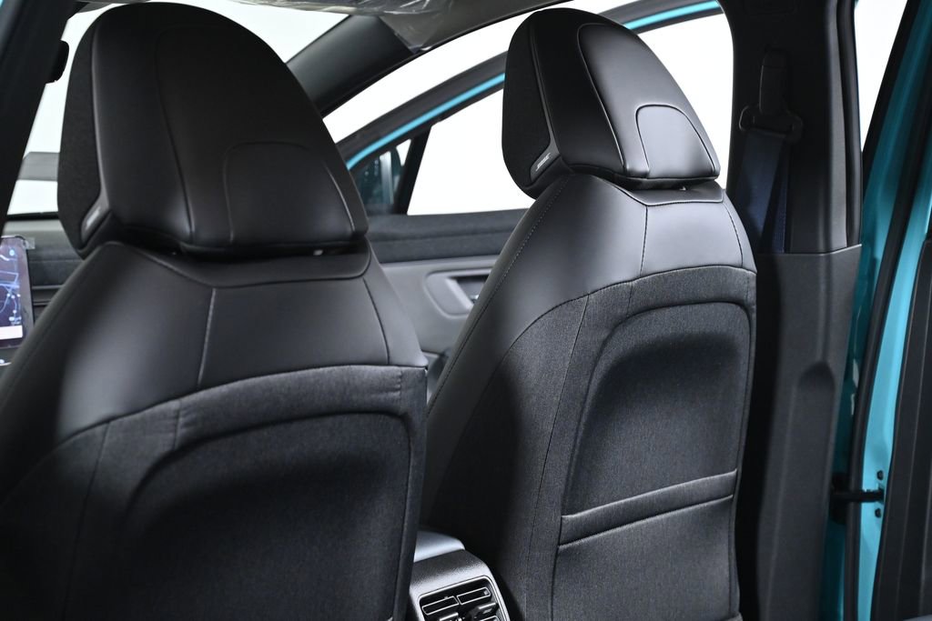 New 2026 Nissan Leaf Platinum+ w/ Cargo Package (Platinum+) image 33