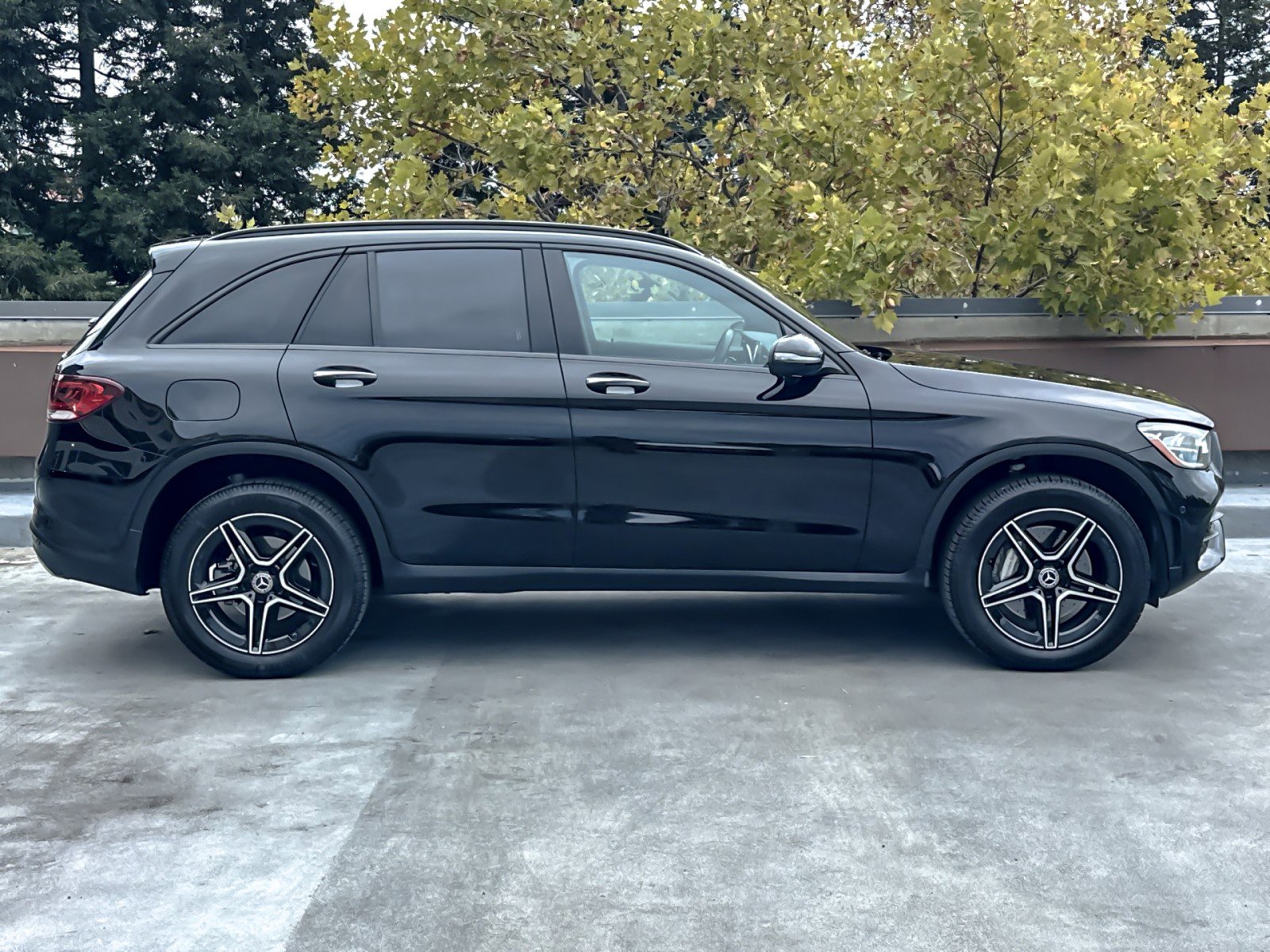 Used 2022 Mercedes-Benz GLC 300 GLC 300 image 9