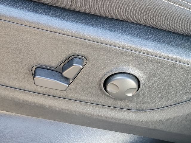 New 2026 RAM 1500 Big Horn AWD/4WD image 19