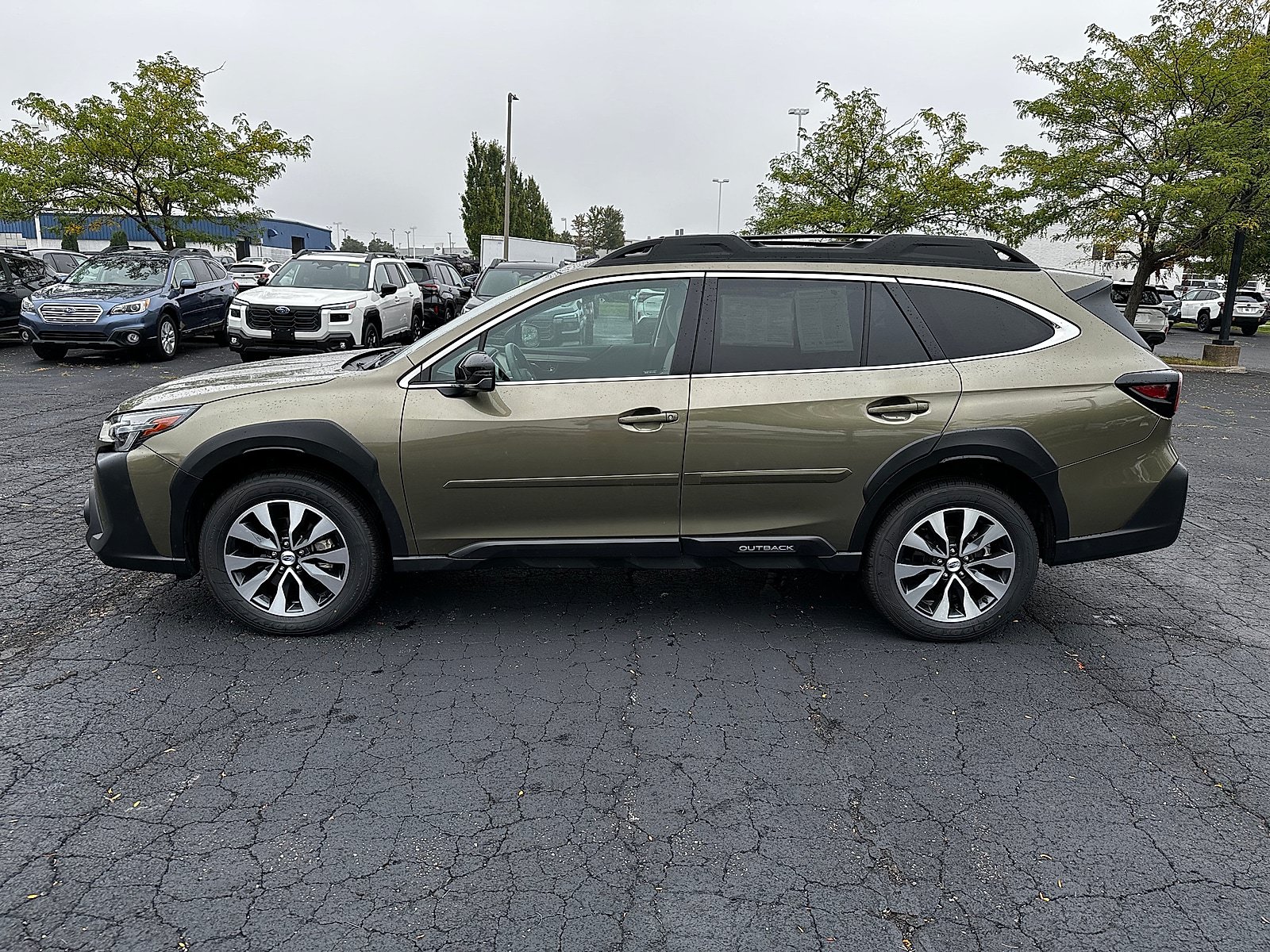 Certified 2024 Subaru Outback Limited AWD/4WD image 6