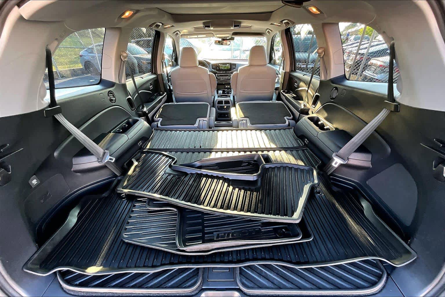 Used 2020 Honda Pilot Elite image 32