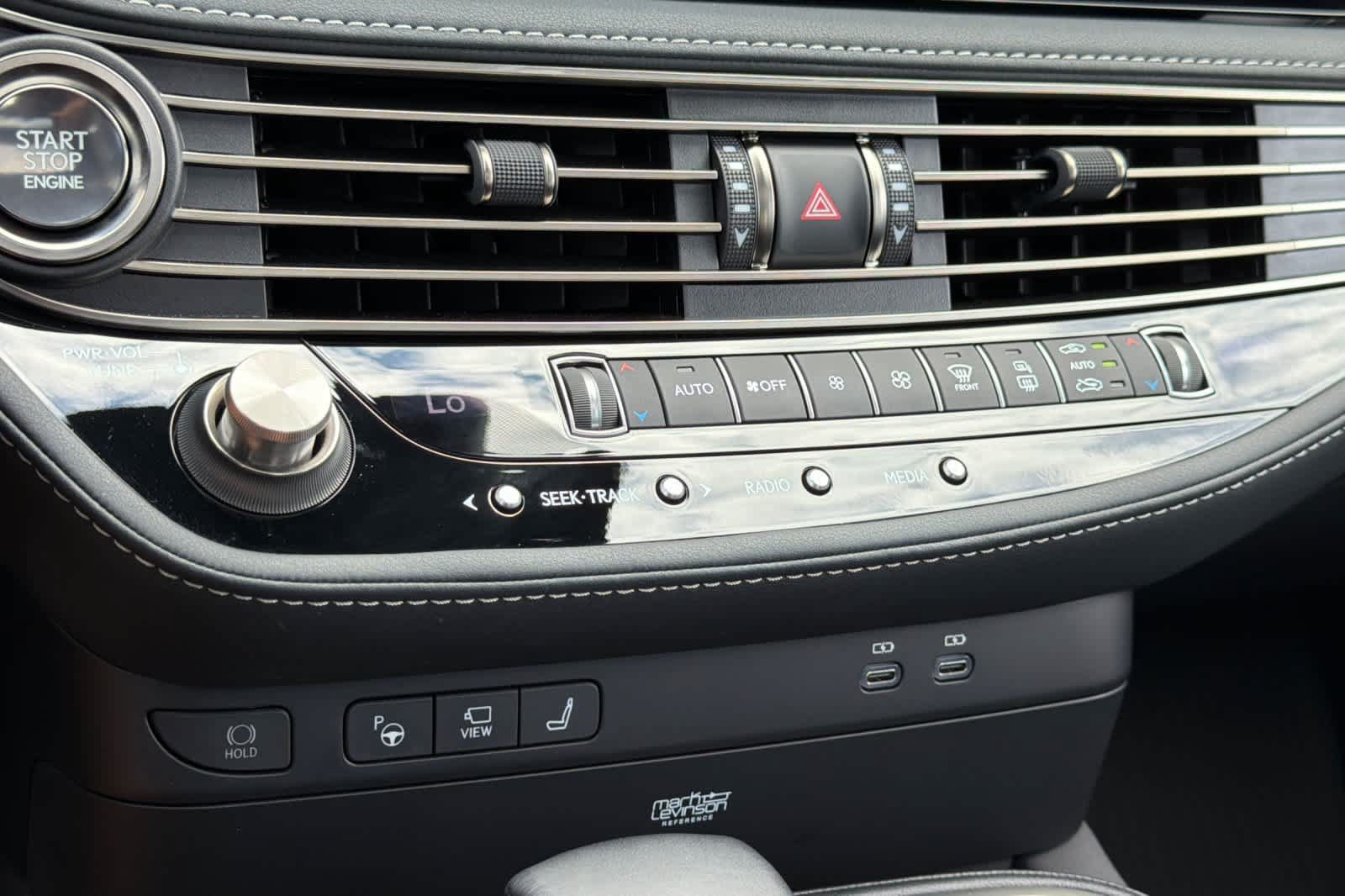 Certified 2024 Lexus LS 500 w/ Interior Upgrade Package RWD image 21