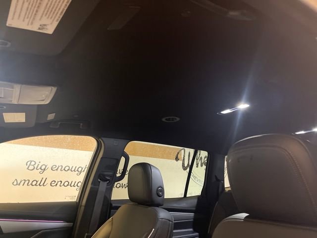 Used 2025 Buick Enclave Preferred image 24