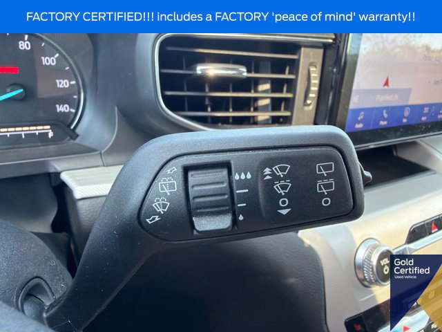 Used 2023 Ford Explorer XLT AWD/4WD image 57