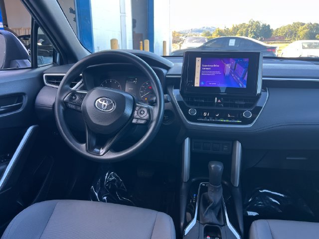 Used 2024 Toyota Corolla Cross AWD Hybrid image 15