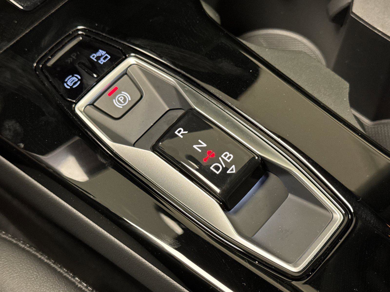 New 2025 Audi Q6 e-tron Premium Plus image 21