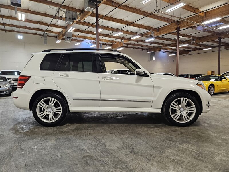 Used 2015 Mercedes-Benz GLK 250 BlueTEC 4MATIC image 8