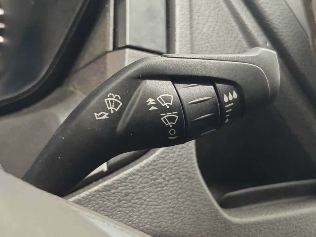 Used 2017 Ford Transit 150 130 Low Roof RWD image 16