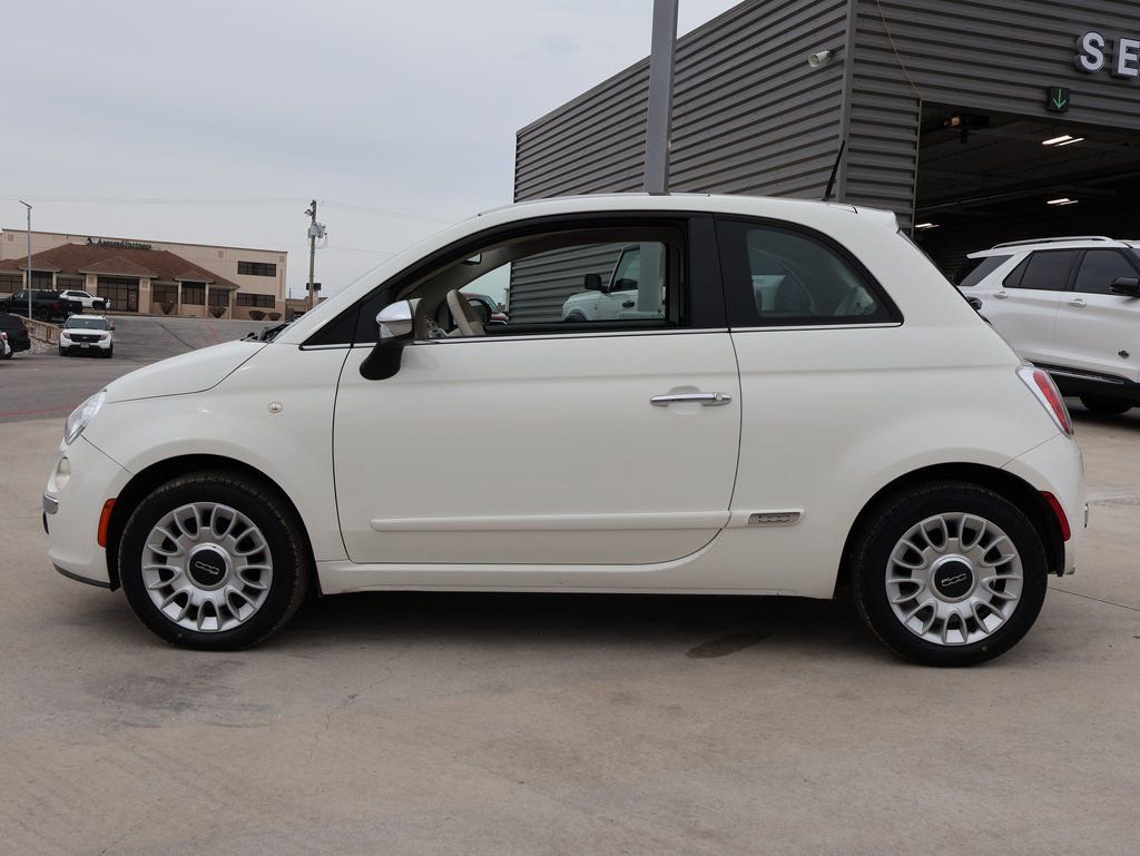 Used 2013 FIAT 500 Lounge w/ Luxury Leather Pkg image 2