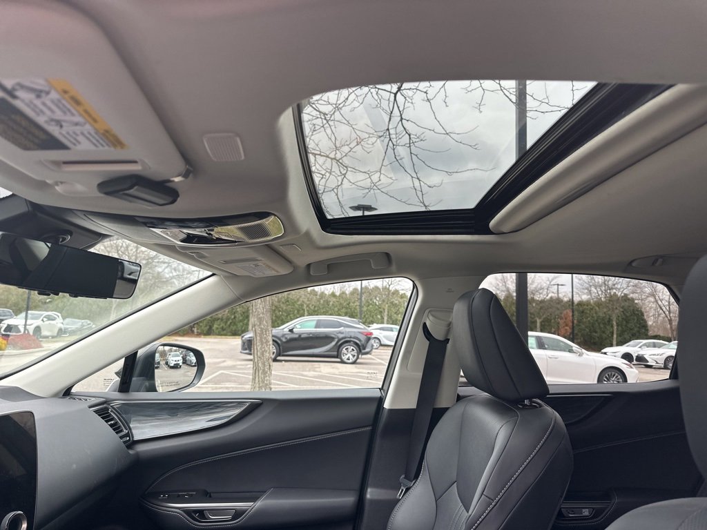 Used 2024 Lexus NX 350 AWD w/ Premium Package image 5
