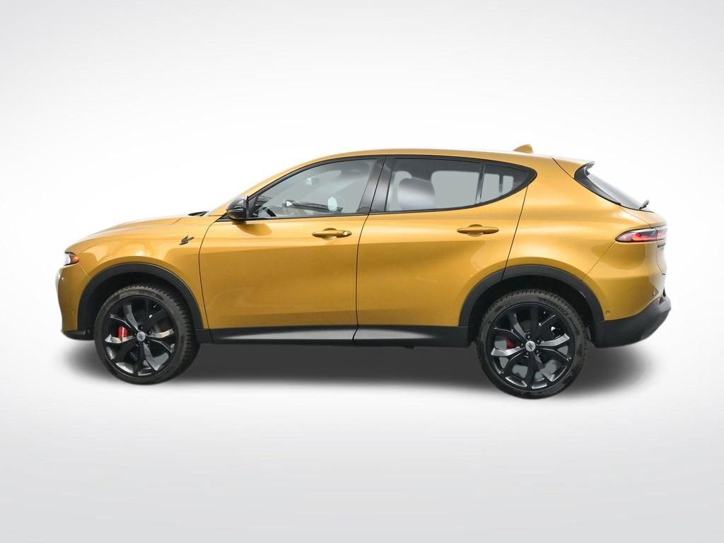 Used 2023 Dodge Hornet GT w/ Track Pack image 10