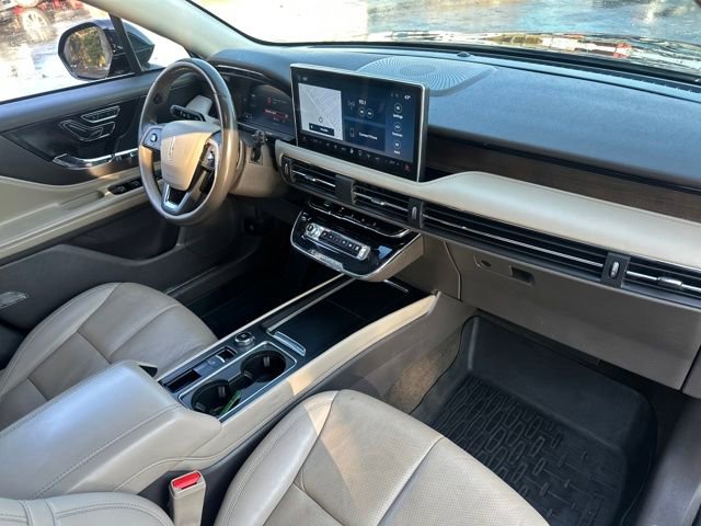 Certified 2023 Lincoln Corsair Reserve image 12