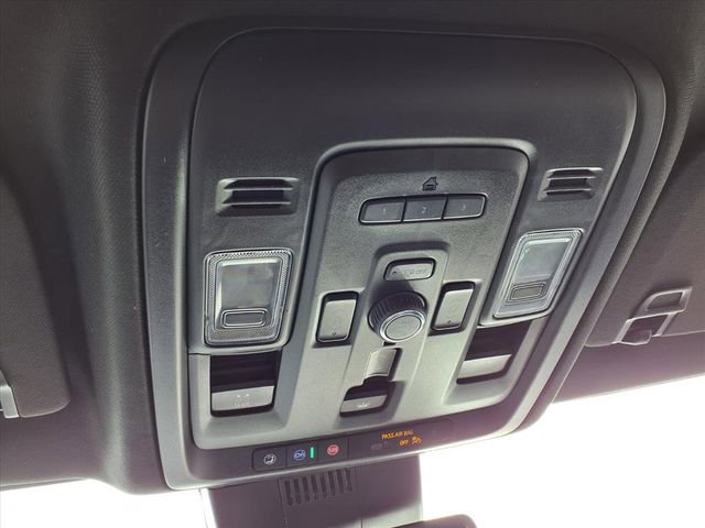 Used 2023 GMC Yukon XL Denali image 58