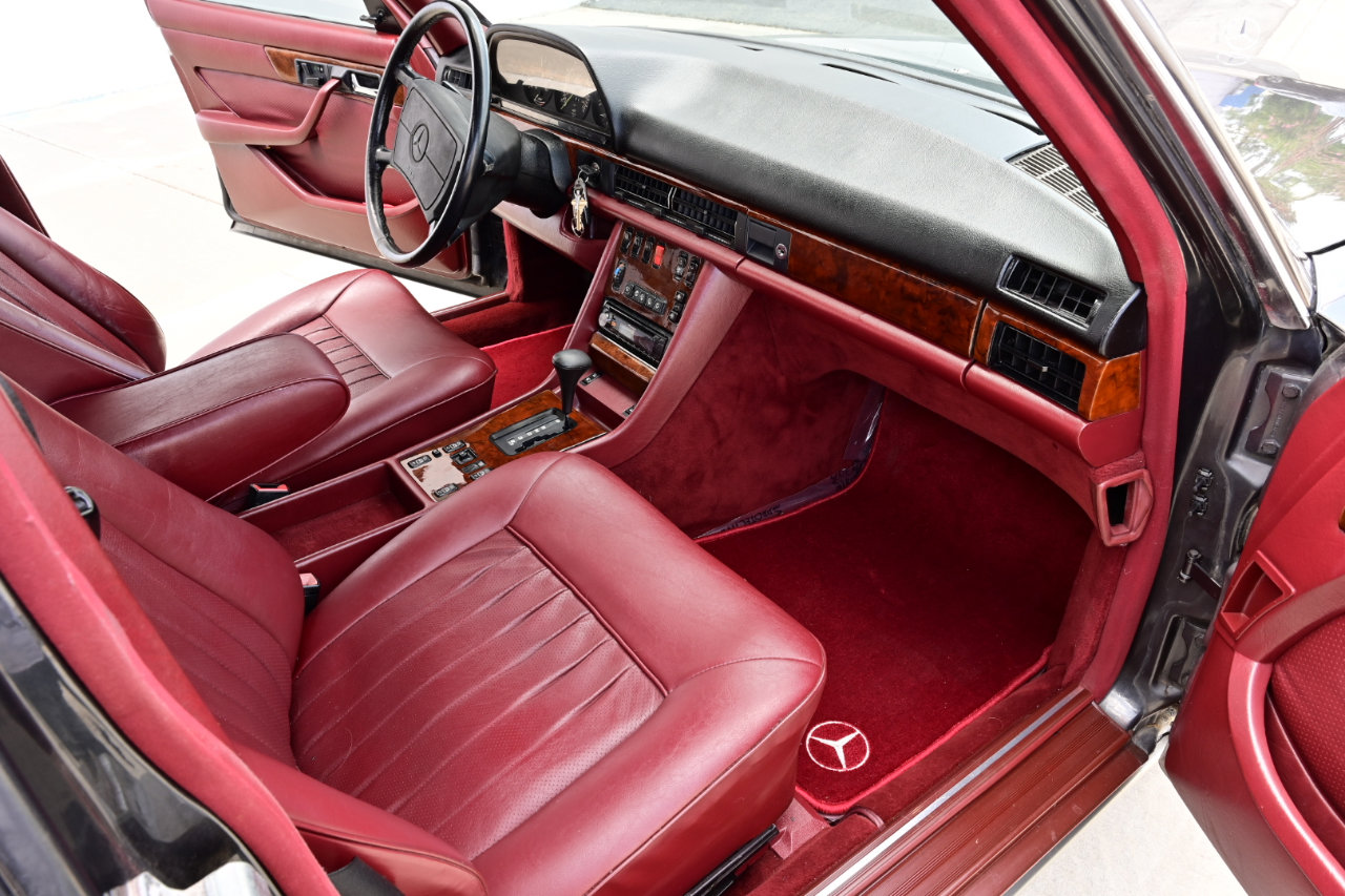 Used 1986 Mercedes-Benz 560 SEL image 14