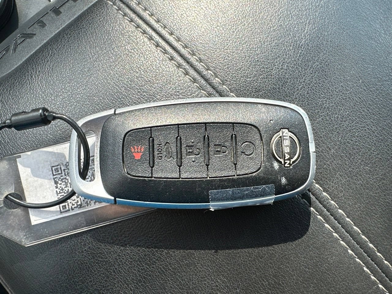 Used 2025 Nissan Pathfinder SV AWD/4WD image 27