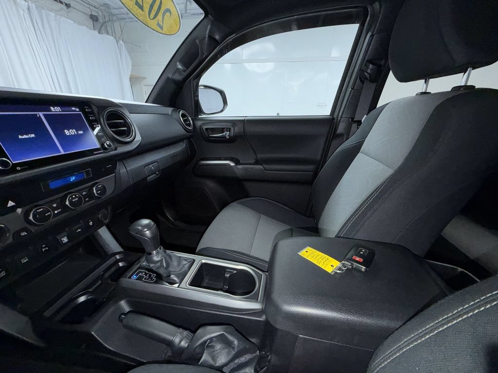 Used 2021 Toyota Tacoma TRD Sport w/ Technology Package AWD/4WD image 8