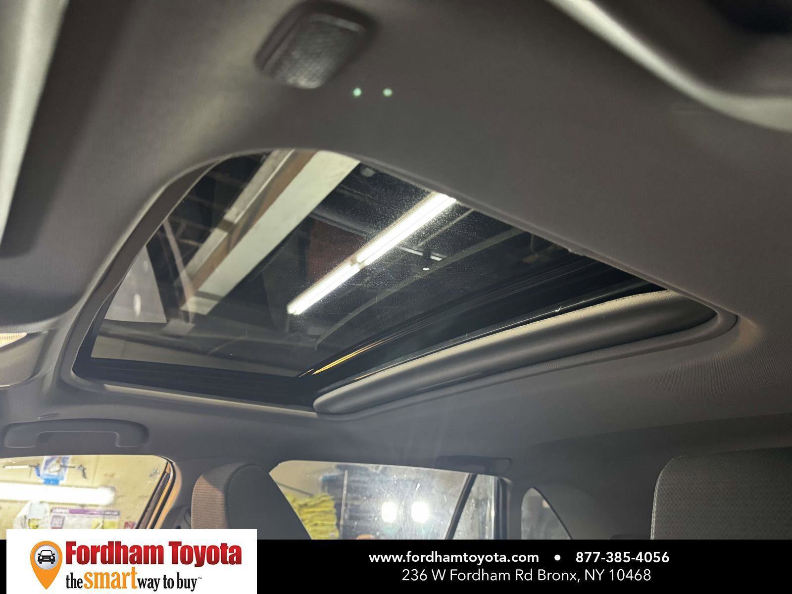 Used 2024 Toyota RAV4 XLE w/ Convenience Package image 17