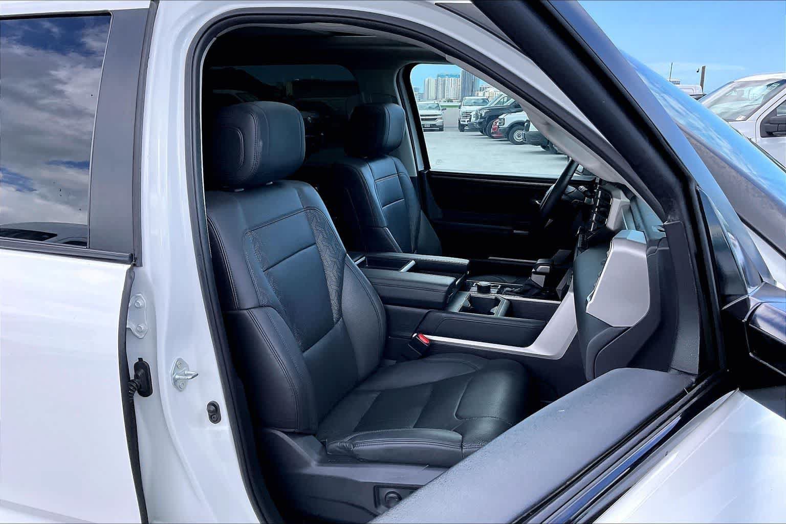 Used 2024 Toyota Tundra Limited AWD/4WD image 13