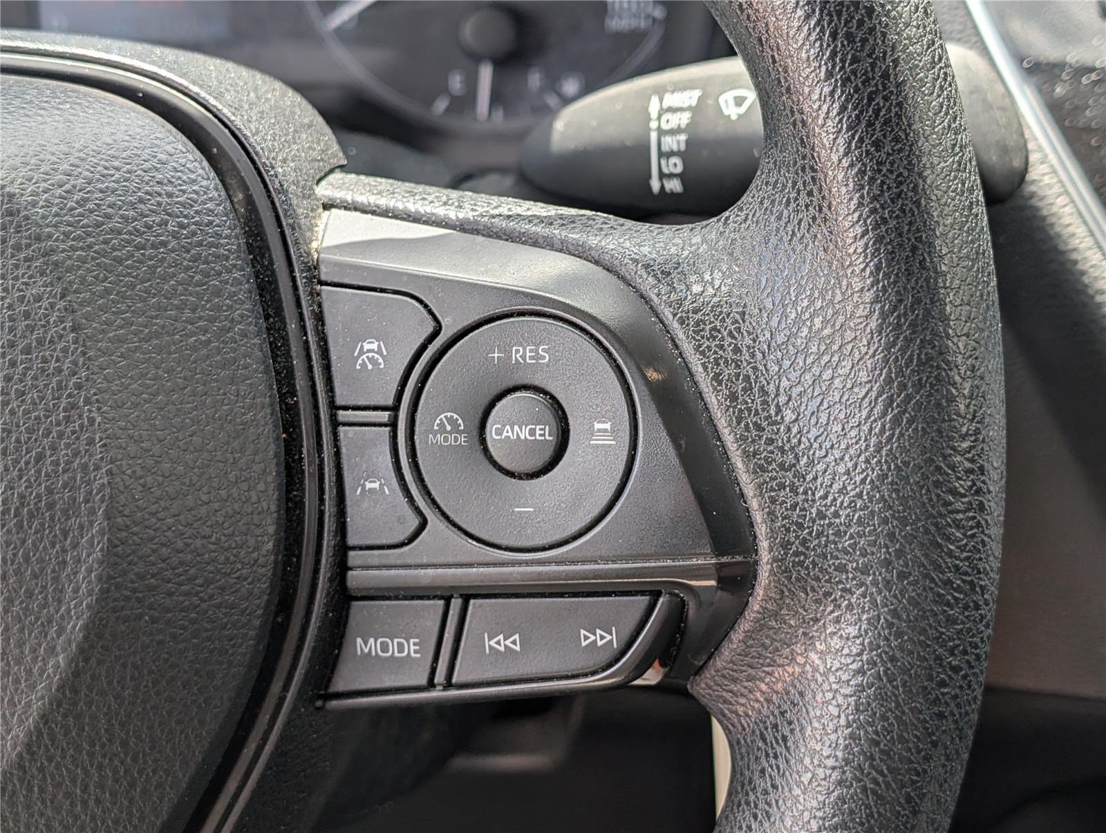 Used 2023 Toyota Corolla LE FWD image 20