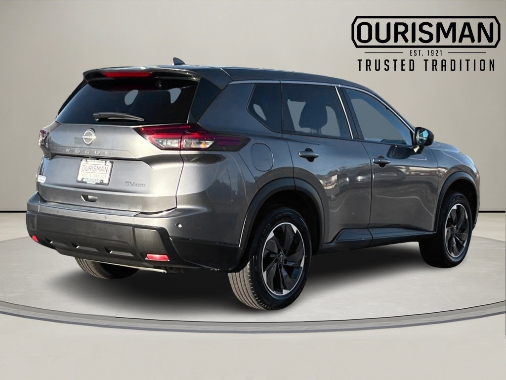 Used 2024 Nissan Rogue SV image 5