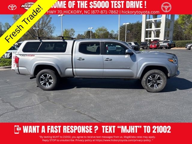 Used 2017 Toyota Tacoma TRD Sport w/ Tow Package image 6