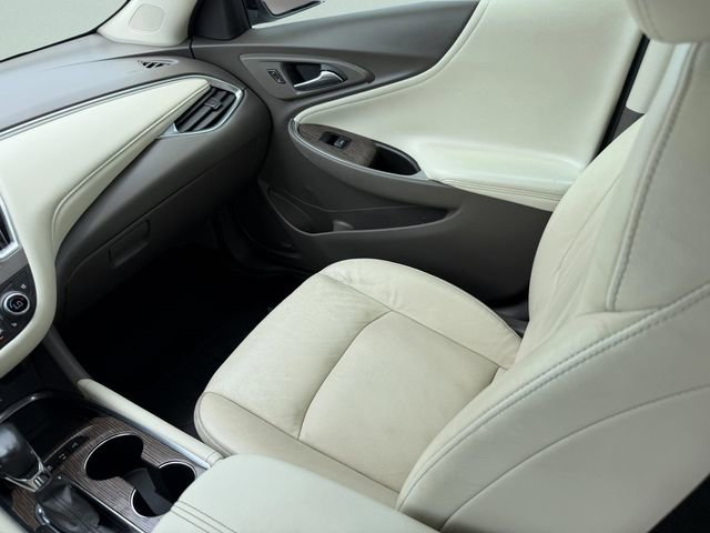 Used 2022 Chevrolet Malibu Premier FWD image 18