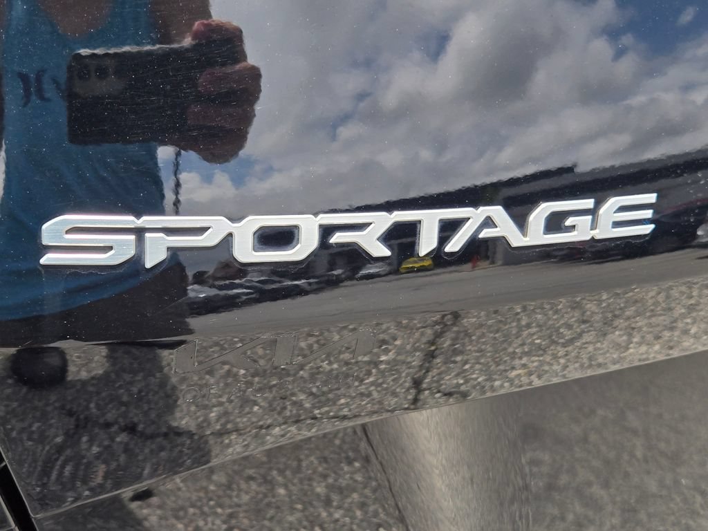 Used 2023 Kia Sportage SX FWD image 12