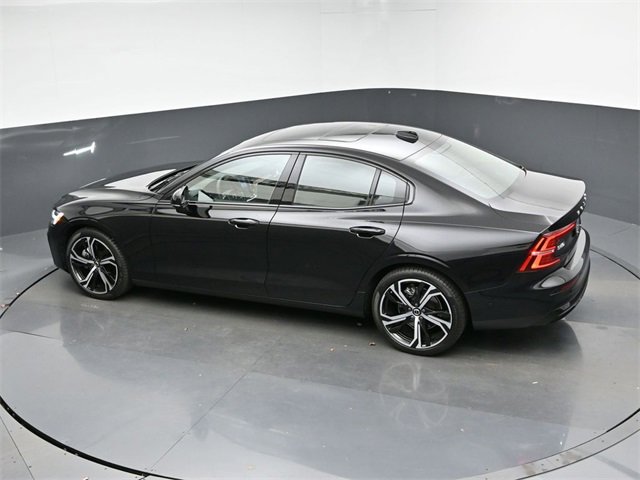 Used 2024 Volvo S60 B5 Ultimate image 45