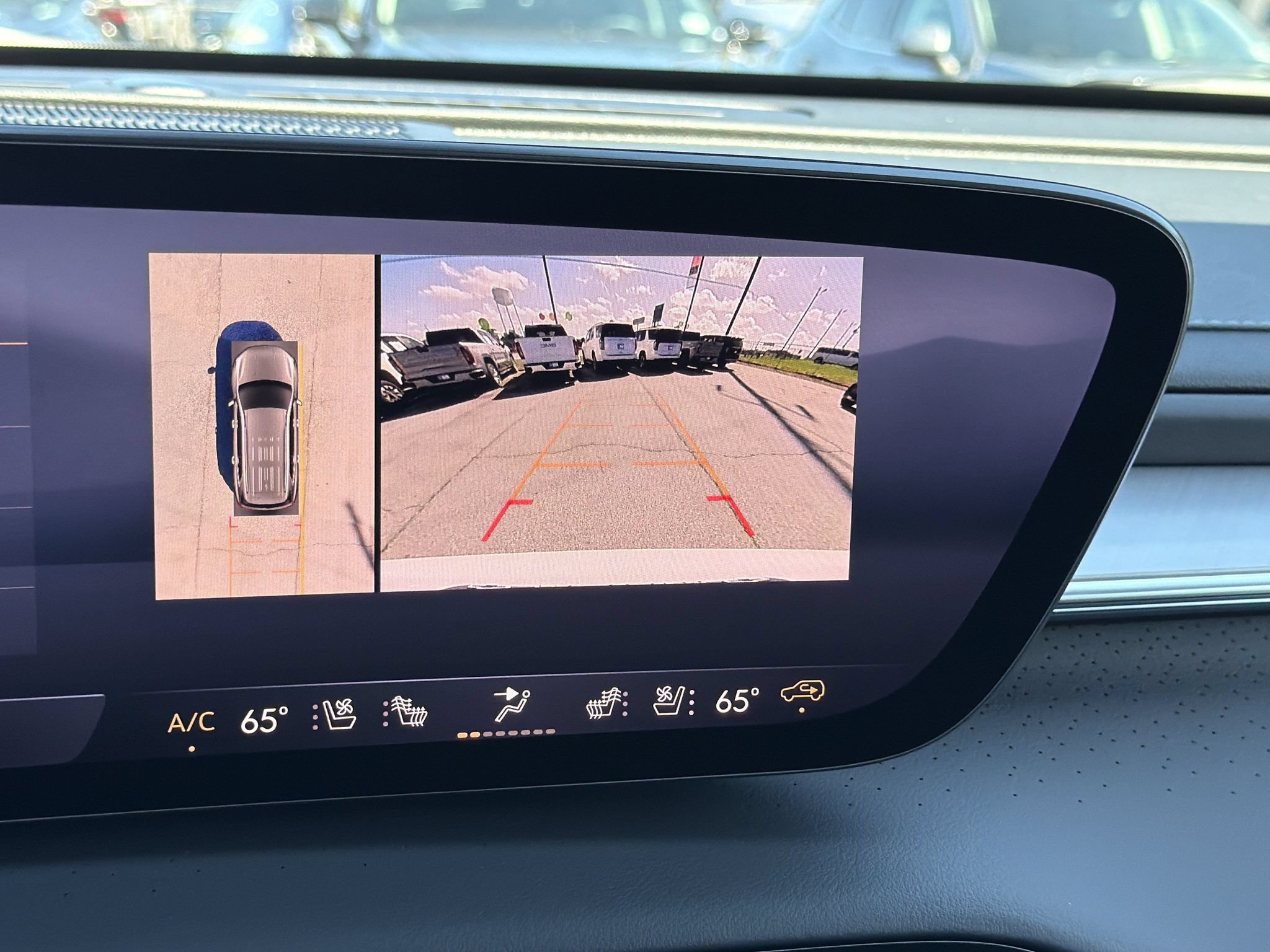 New 2027 Buick Enclave Avenir FWD image 5