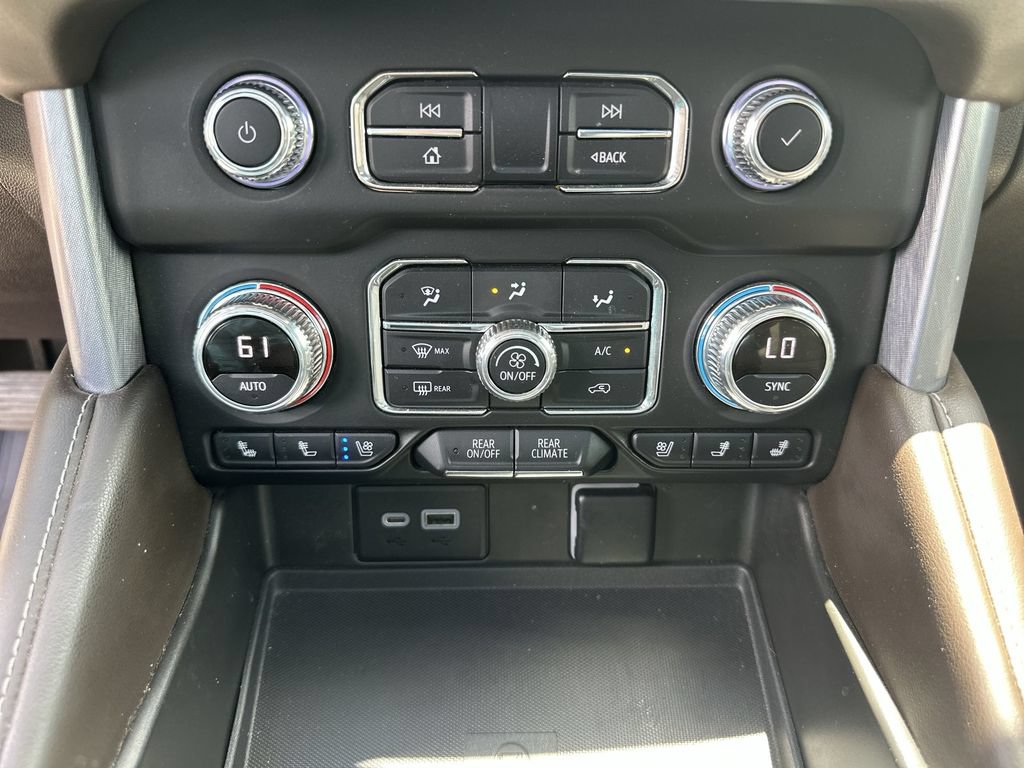 Certified 2022 GMC Yukon SLT w/ SLT Premium Package AWD/4WD image 35