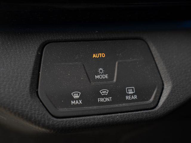 Used 2023 Volkswagen ID.4 Pro AWD/4WD image 29