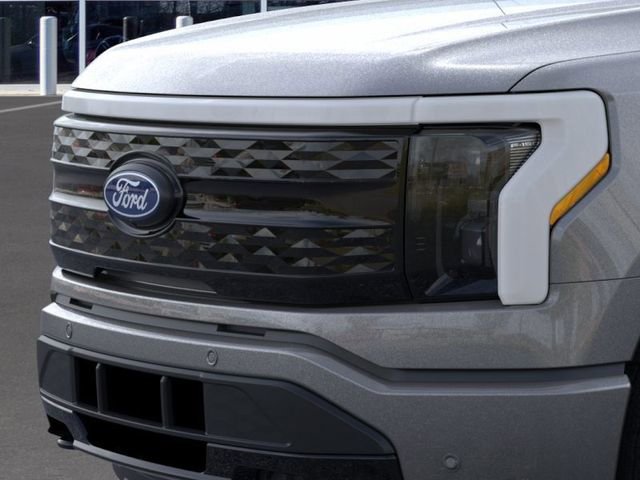 New 2025 Ford F150 Lightning Platinum AWD/4WD image 17