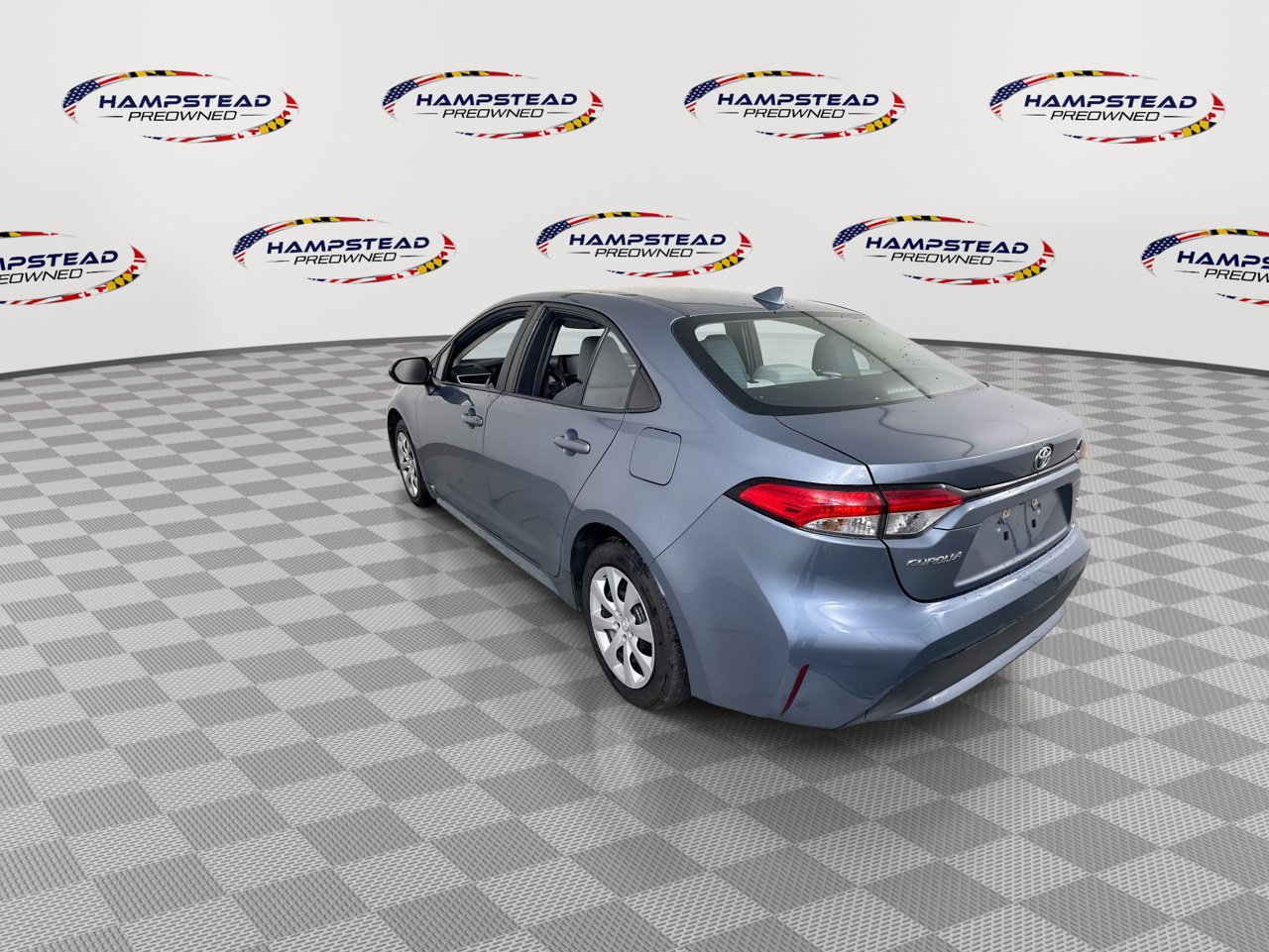 Used 2022 Toyota Corolla LE image 6