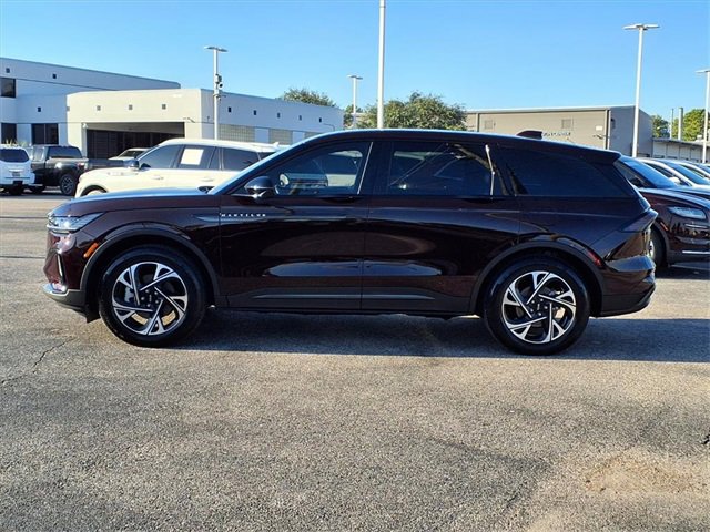 Certified 2025 Lincoln Nautilus Premier w/ Jet Appearance Package image 24